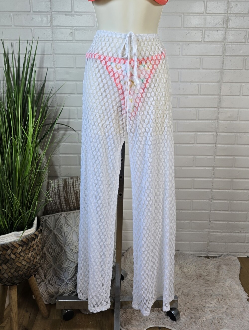 Jordan Taylor White Lace Sheer Wide Leg Beach Pants Medium
